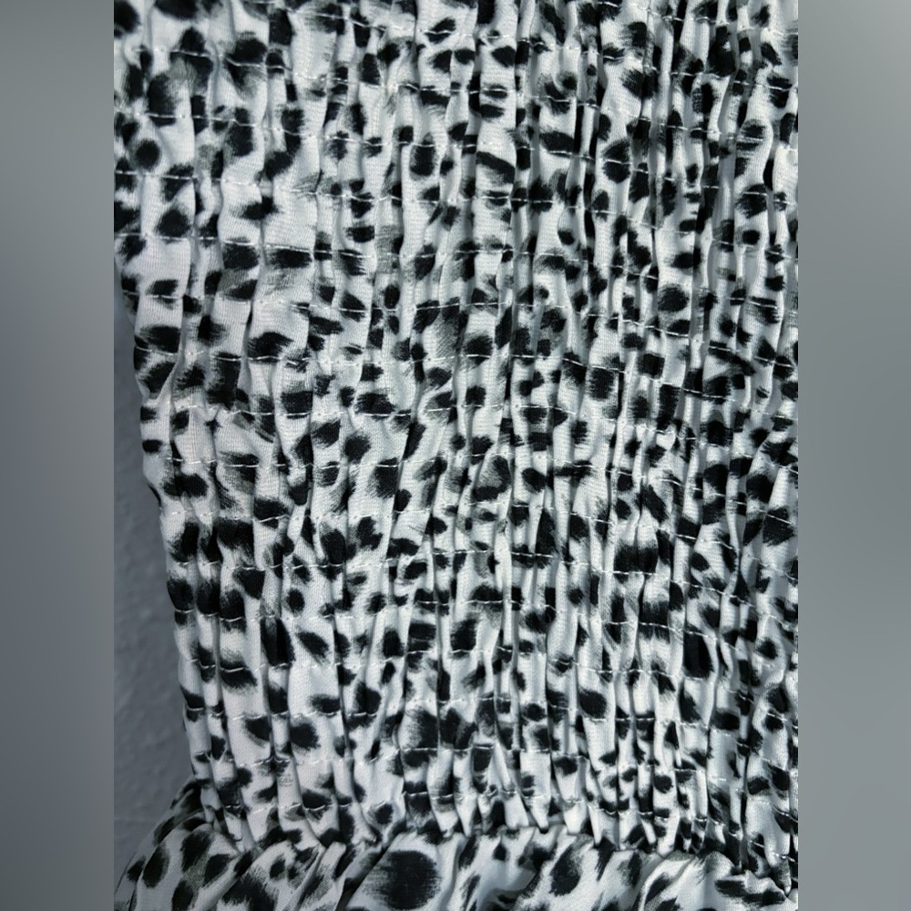Simplee Plus Leopard Print Romper Size 1X - Picture 10 of 13